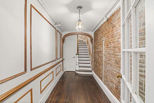 Rented by Nest Seekers International | media 41