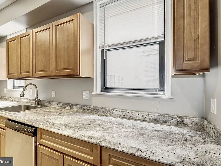 2343 N College Ave #2 — Photo 9