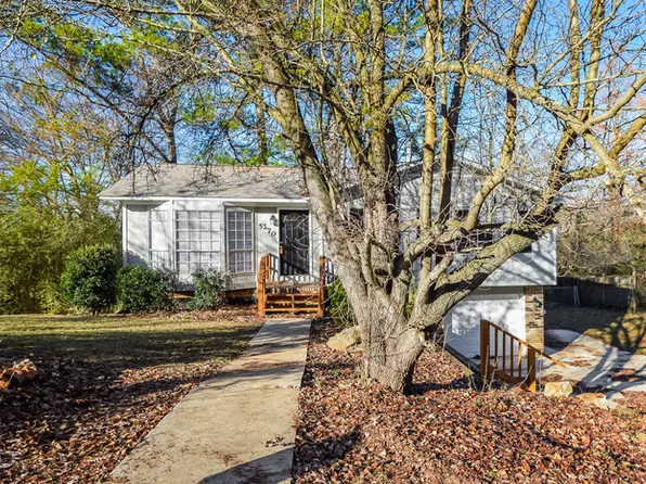 5270 Jean Dr, Pinson, AL 35126
