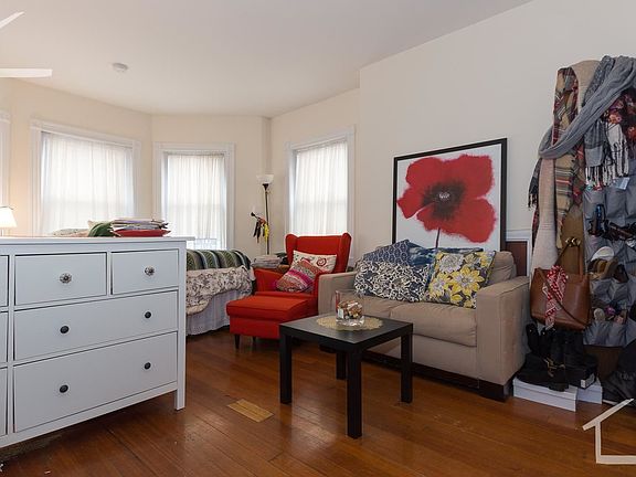 17 Keswick St. #5 Boston - Kenmore Unit Photo 5