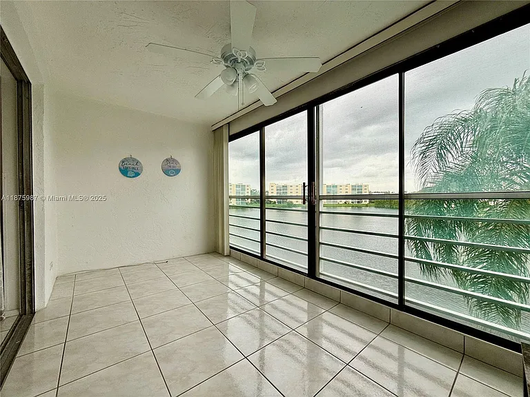131 SE 3rd Ave #305 — Photo 11