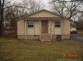 402 N Commerce St, Salina, OK 74365
