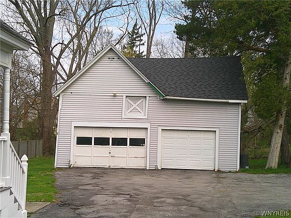 4th image of 52 Pearl St