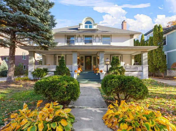 827 S Quincy St, Green Bay, WI 54301