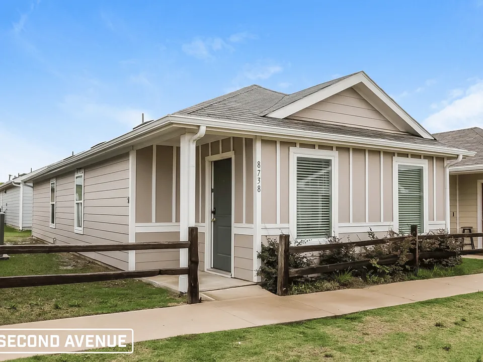 8738 Texas Risinger Dr