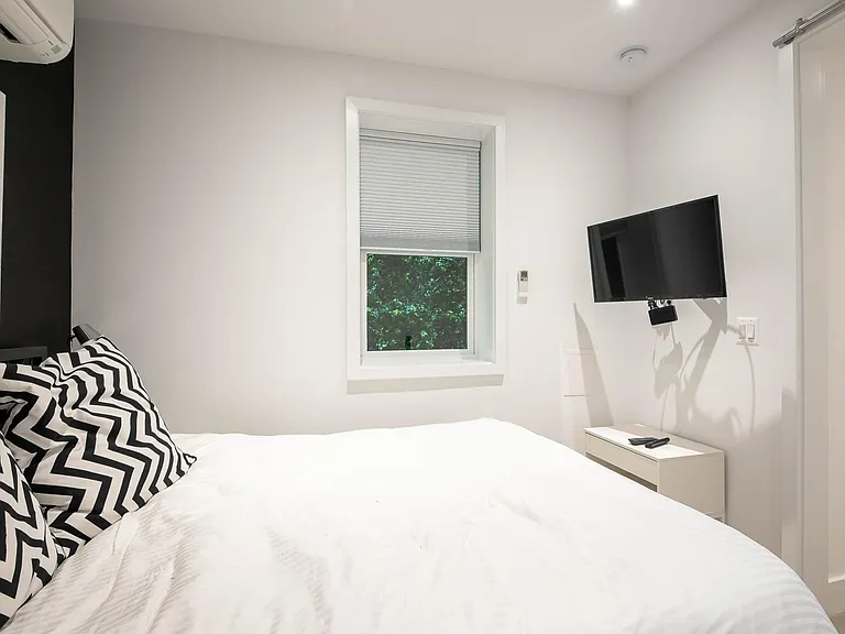1804 S St NW #1 — Photo 18