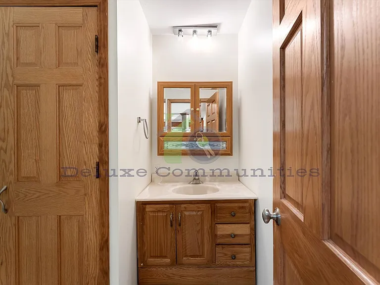 2660 Blackberry Ln NE — Photo 30