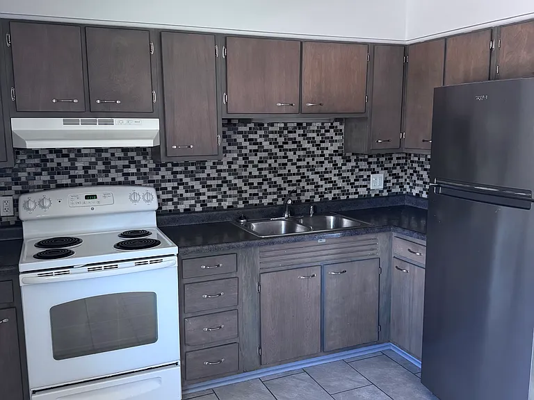 2709 North Dr — Photo 3