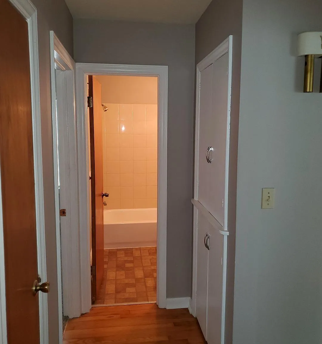 2 bed, 784 sqft, $1,585 — Photo 4