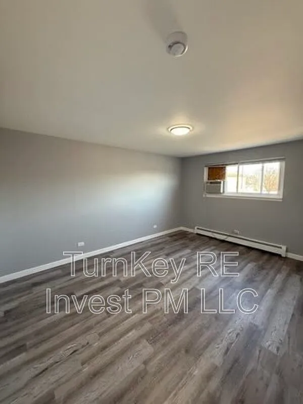 1 bed, 1.0 bath, $1,400 — Photo 3