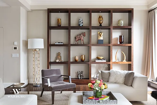 Sold by Warburg | media 2