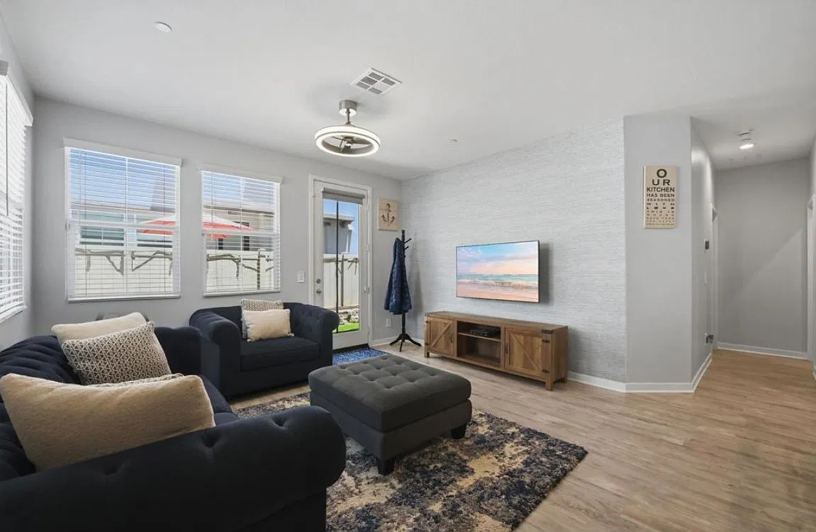 4 bed, 1826 sqft, $1,500 — Photo 3