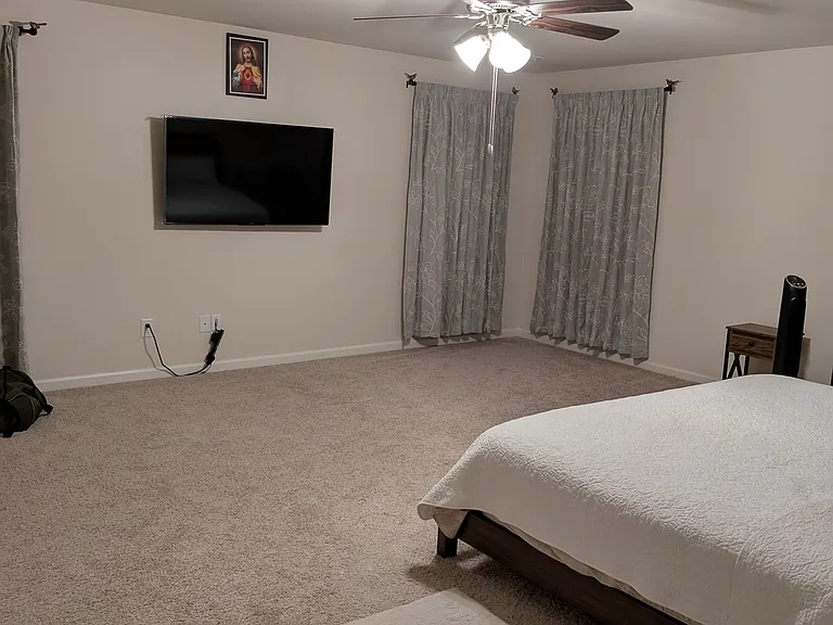 Master Bedroom - With Furniture