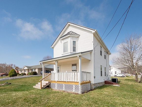 2nd image of 1410 W Main St
