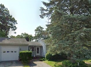 108 Rome Ave, Warwick, RI 02886