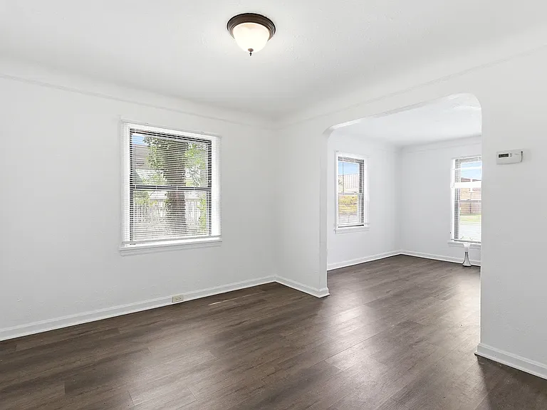 2261 Warren Rd #UP — Photo 9