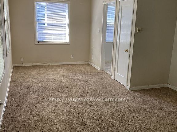 2nd image of 1679 Mackey Ave