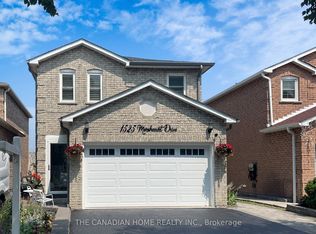 1525 Marshcourt Dr, Pickering, ON L1V 6C8