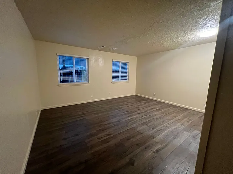 The Loft Apartments — Photo 15