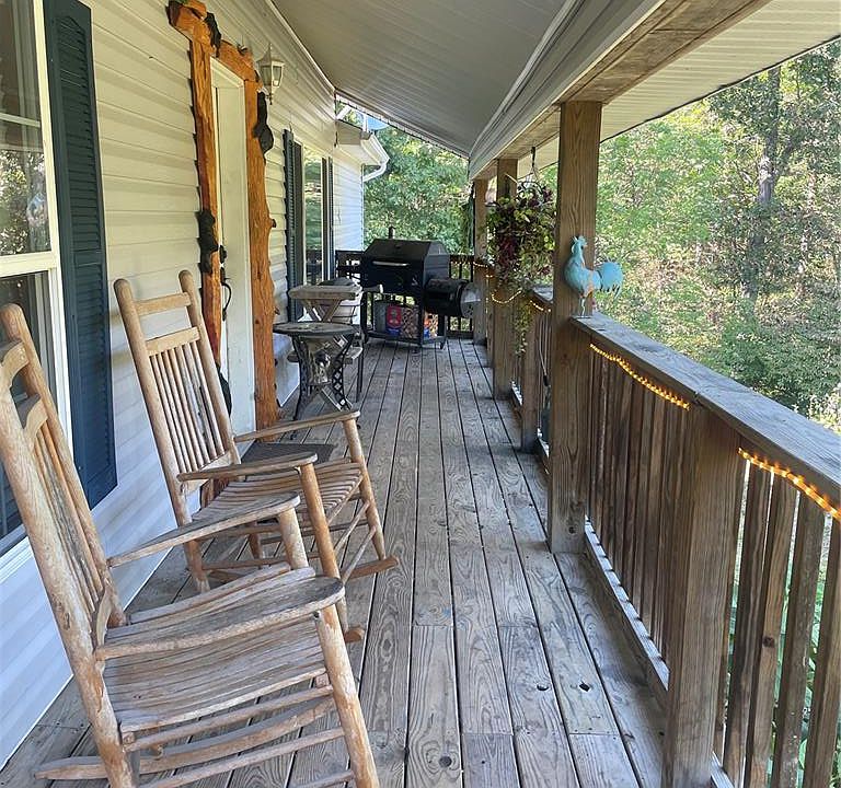 1st image of 9624 Krommer Rd
