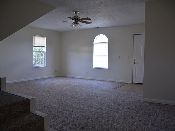 4th image of 106 Merlin Dr