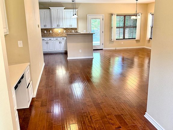2nd image of 23 Samac Ln Lane