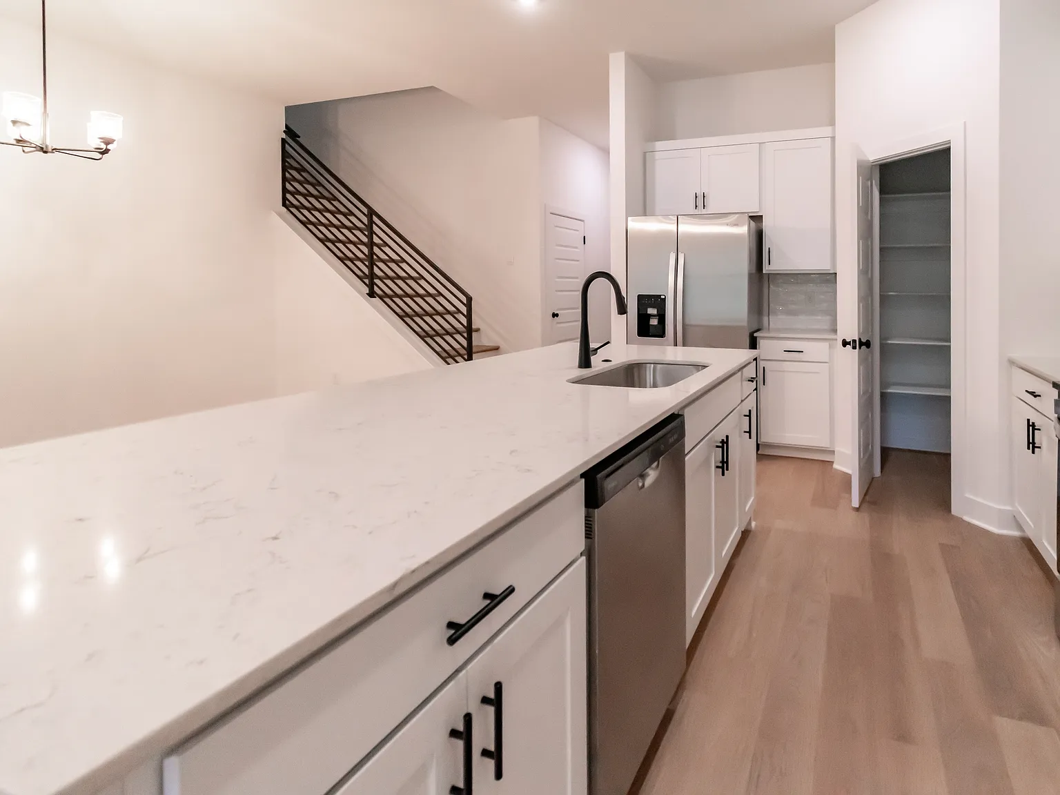 1835 East Fiji Street - 1 — Photo 4