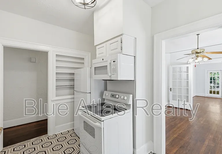 4914 Victor St #3 — Photo 9