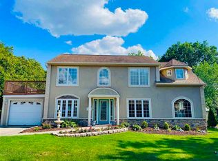 26 Lynne Ave, Hawthorne, NJ 07506