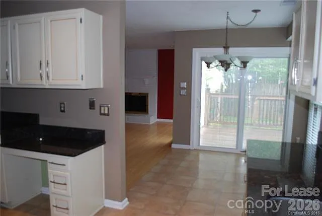 3 bed, 2.5 bath, 1952 sqft, $2,795 — Photo 4