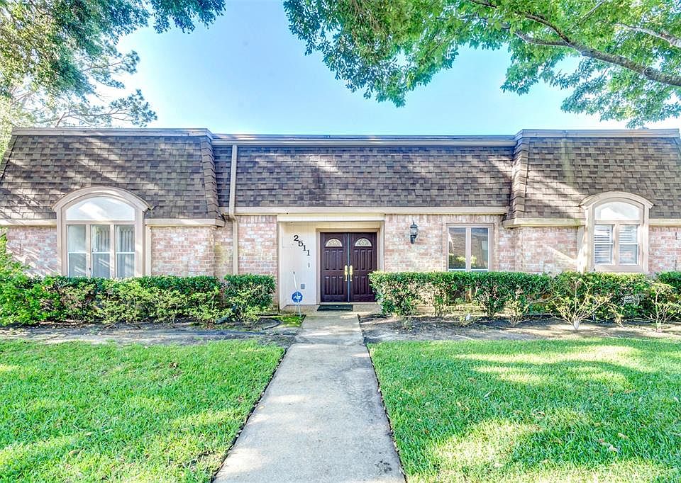 1st image of 2511 Princess Ln
