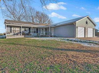 6946 SE Berryton Rd, Berryton, KS 66409