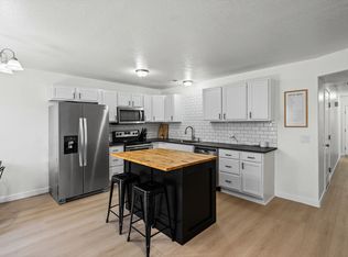 1250 W Bridalwood Loop, Lehi, UT 84043