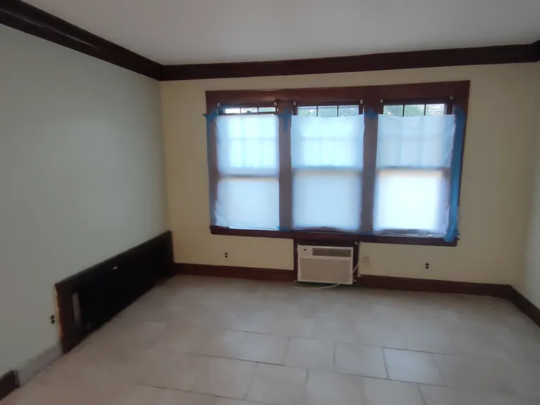 634 Madison Ave #1 — Photo 10