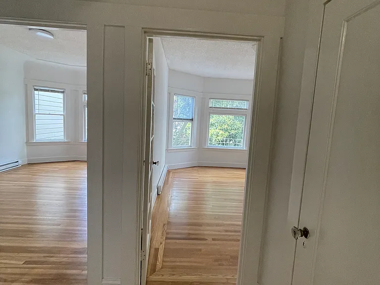 1432 Lombard St #A — Photo 4