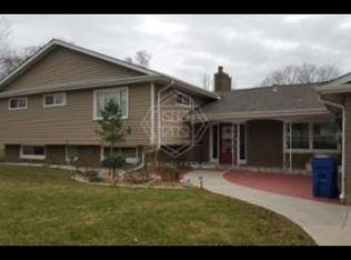 4909 Payton Ct, Edina, MN 55435