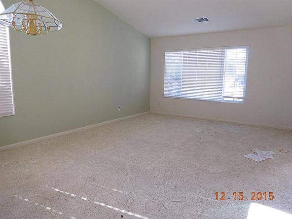 3rd image of 672 Woodbridge Ct
