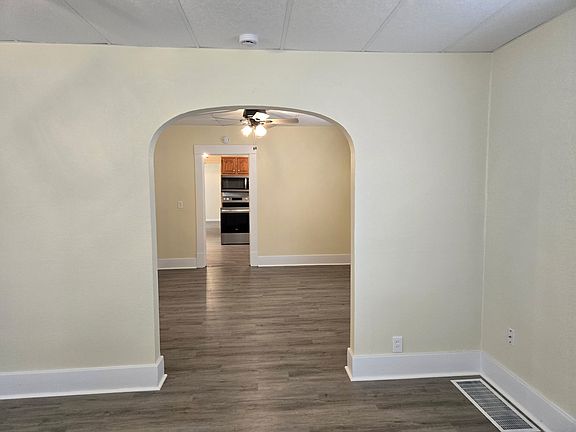 4th image of 517 W Sherman Ave