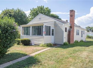 29 Hammock Pkwy, Clinton, CT 06413