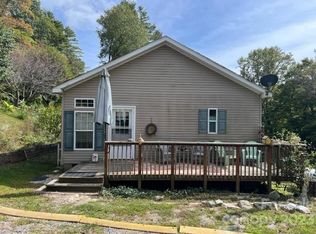 4240 Altapass Hwy, Spruce Pine, NC 28777