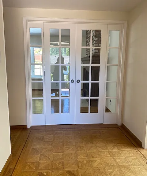 Entry to living room