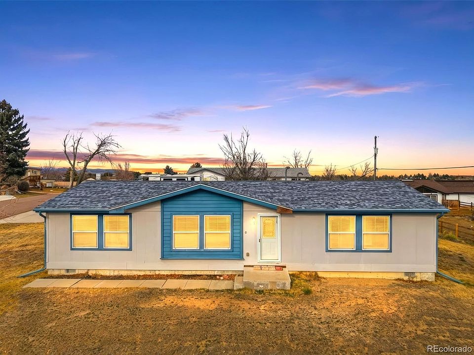 1st image of 7692 S Estes Court
