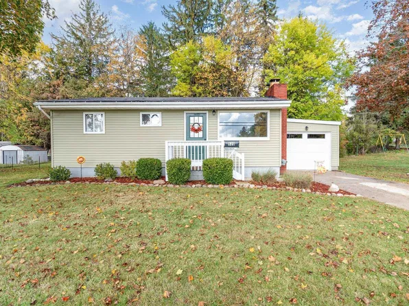 520 Orchard St, Alma, MI 48801