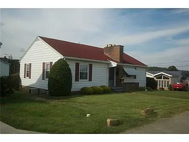 131 Shady Ave photo 1