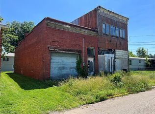 107 Main St, Williamstown, WV 26187
