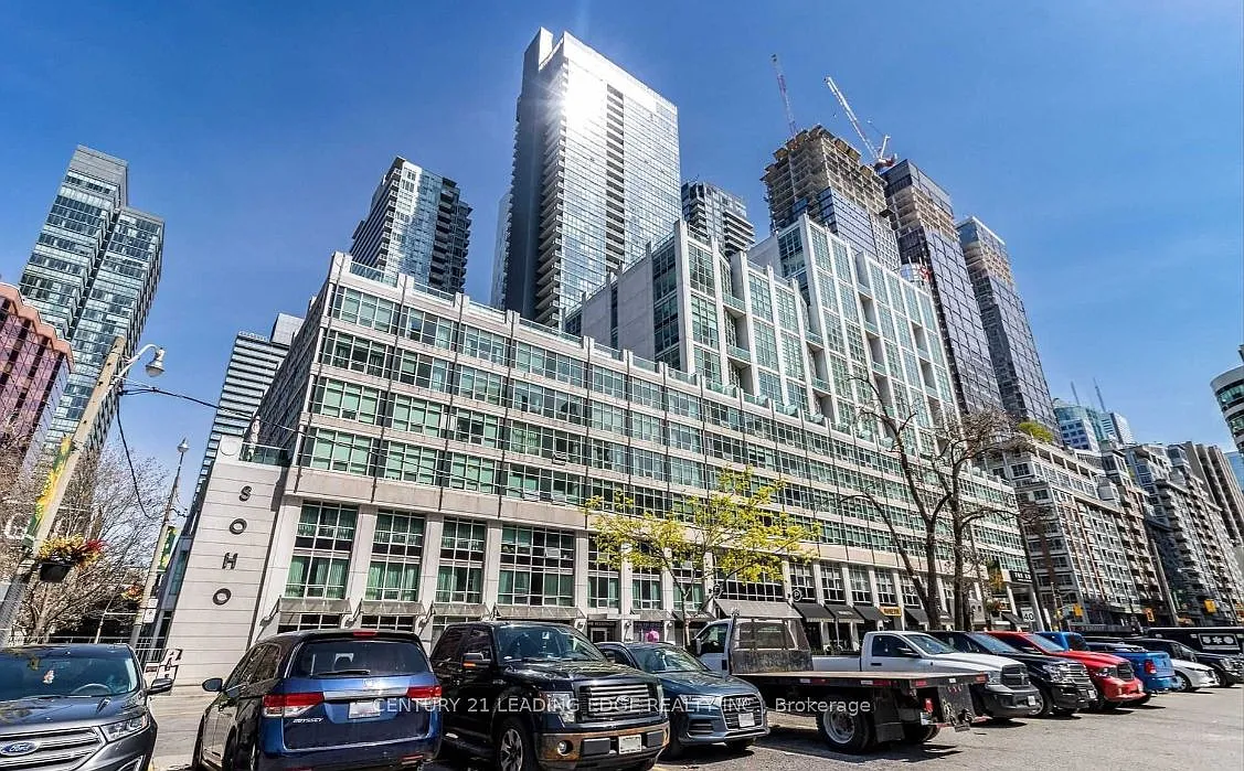 350 Wellington St W #203 photo 1