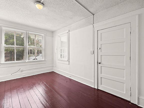 3rd image of 138 Line St APT A