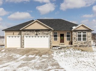 6587 National Rd, Jacksontown, OH 43076