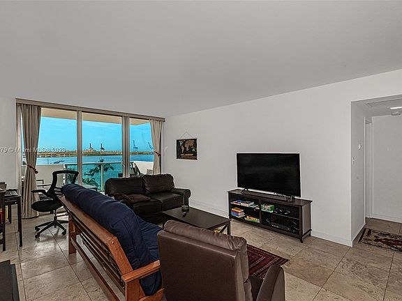 4th image of 1200 West Ave APT 729