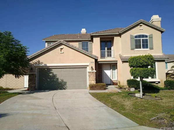 19 Via Palmieki Ct, Lake Elsinore, CA 92532